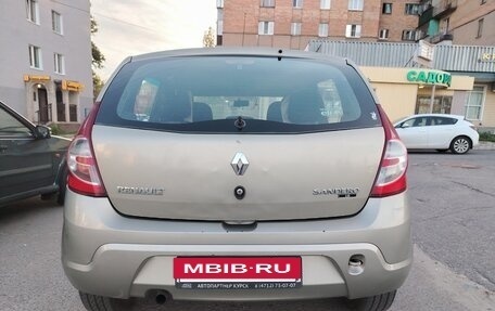 Renault Sandero I, 2011 год, 450 000 рублей, 2 фотография