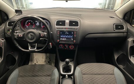 Volkswagen Polo VI (EU Market), 2019 год, 850 000 рублей, 18 фотография