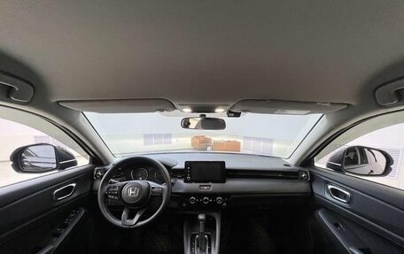 Honda Vezel, 2022 год, 1 820 000 рублей, 9 фотография