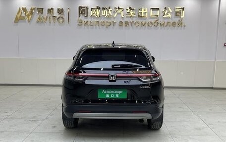 Honda Vezel, 2022 год, 1 820 000 рублей, 6 фотография