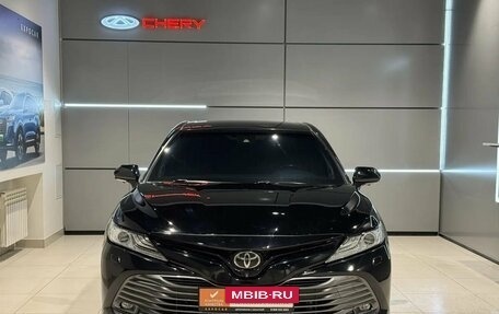Toyota Camry, 2018 год, 3 030 000 рублей, 8 фотография