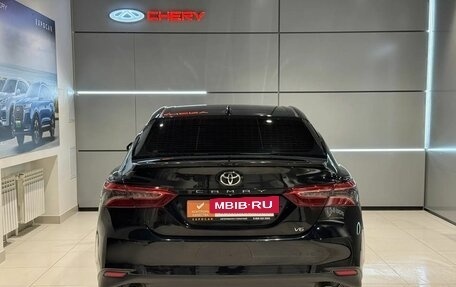 Toyota Camry, 2018 год, 3 030 000 рублей, 4 фотография