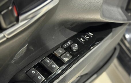 Toyota Camry, 2018 год, 3 030 000 рублей, 9 фотография