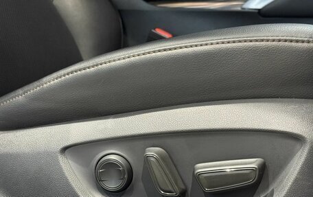 Toyota Camry, 2018 год, 3 030 000 рублей, 13 фотография