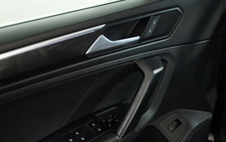 Volkswagen Tiguan II, 2020 год, 2 849 000 рублей, 20 фотография