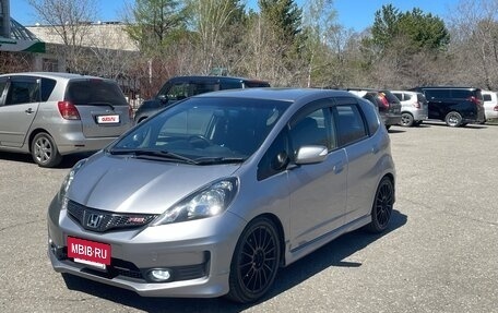 Honda Fit III, 2010 год, 850 000 рублей, 3 фотография