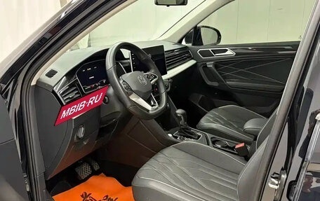 Volkswagen Tiguan II, 2023 год, 2 261 000 рублей, 8 фотография