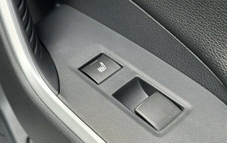 Toyota RAV4, 2020 год, 3 090 000 рублей, 26 фотография