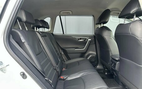 Toyota RAV4, 2020 год, 3 090 000 рублей, 37 фотография