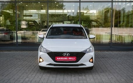Hyundai Solaris II рестайлинг, 2022 год, 1 500 000 рублей, 3 фотография
