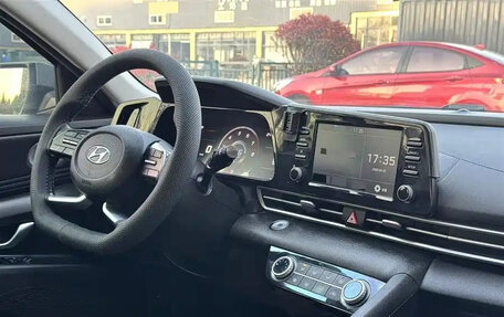Hyundai Elantra, 2021 год, 1 200 000 рублей, 7 фотография