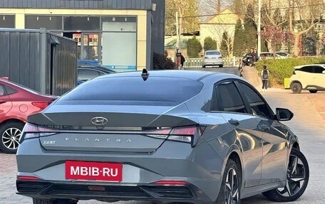 Hyundai Elantra, 2021 год, 1 200 000 рублей, 10 фотография