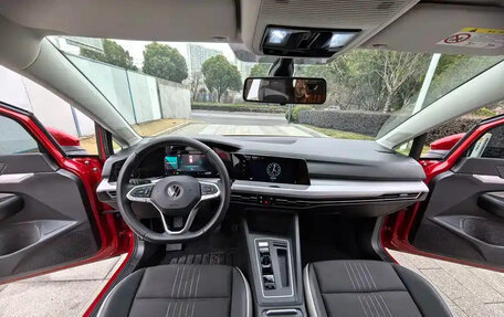 Volkswagen Golf VIII, 2021 год, 1 364 000 рублей, 9 фотография