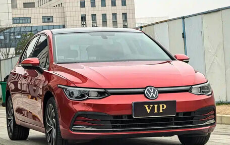Volkswagen Golf VIII, 2021 год, 1 364 000 рублей, 3 фотография