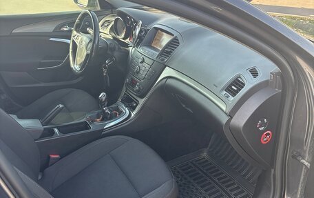 Opel Insignia II рестайлинг, 2011 год, 760 000 рублей, 18 фотография