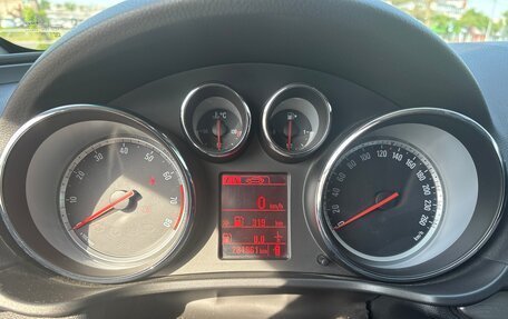 Opel Insignia II рестайлинг, 2011 год, 760 000 рублей, 16 фотография