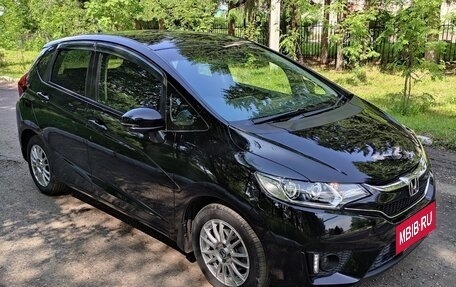 Honda Fit III, 2017 год, 1 060 000 рублей, 3 фотография