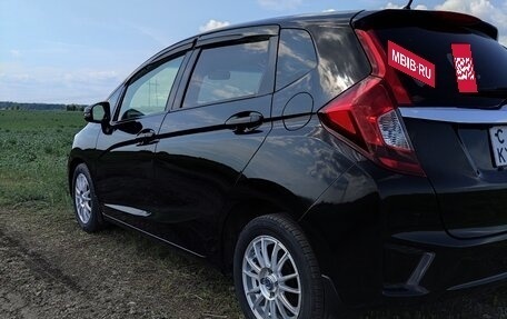 Honda Fit III, 2017 год, 1 060 000 рублей, 8 фотография