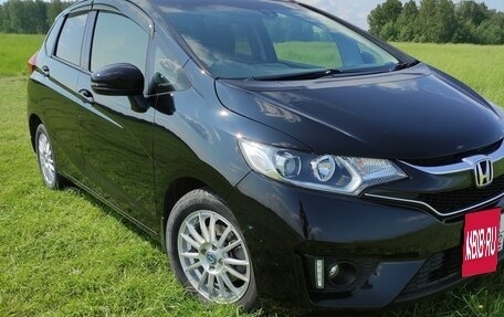 Honda Fit III, 2017 год, 1 060 000 рублей, 9 фотография