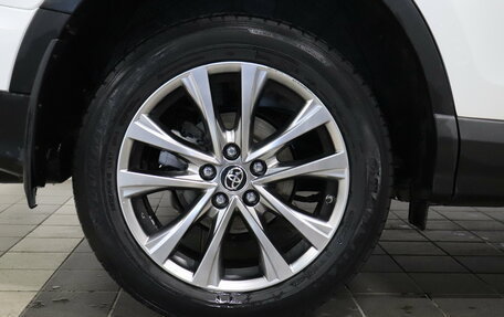 Toyota RAV4, 2018 год, 2 525 000 рублей, 16 фотография