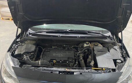 Opel Astra J, 2013 год, 730 000 рублей, 10 фотография