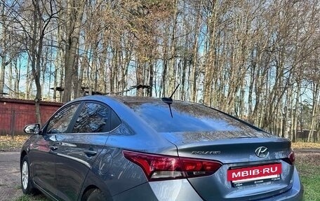 Hyundai Solaris II рестайлинг, 2017 год, 1 320 000 рублей, 5 фотография