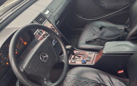 Mercedes-Benz C-Класс, 2000 год, 350 000 рублей, 7 фотография
