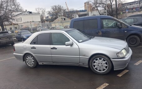 Mercedes-Benz C-Класс, 2000 год, 350 000 рублей, 3 фотография