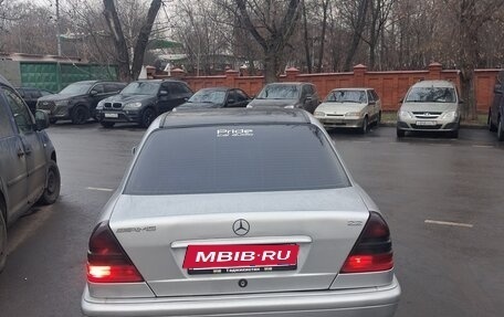 Mercedes-Benz C-Класс, 2000 год, 350 000 рублей, 4 фотография