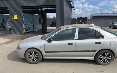 Mitsubishi Carisma I, 2002 год, 100 000 рублей, 2 фотография