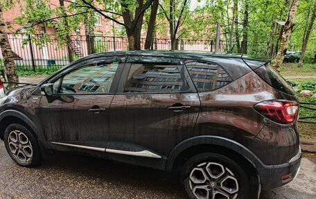 Renault Kaptur I рестайлинг, 2018 год, 1 600 000 рублей, 5 фотография