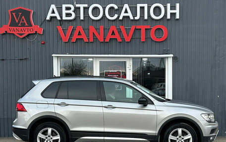 Volkswagen Tiguan II, 2020 год, 2 960 000 рублей, 4 фотография