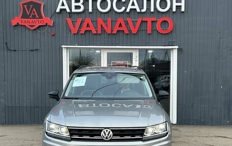 Volkswagen Tiguan II, 2020 год, 2 960 000 рублей, 2 фотография