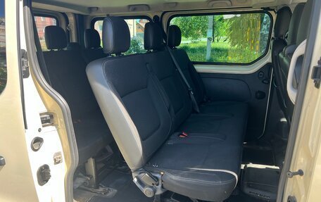 Opel Vivaro, 2019 год, 1 950 000 рублей, 13 фотография