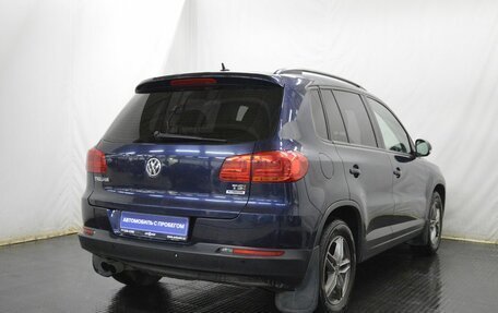 Volkswagen Tiguan I, 2015 год, 1 033 000 рублей, 5 фотография