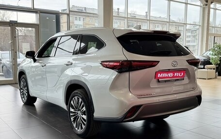 Toyota Highlander, 2026 год, 5 499 000 рублей, 4 фотография