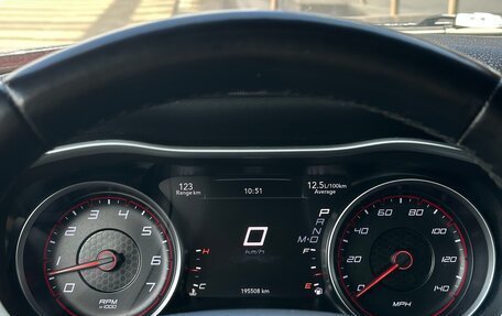 Dodge Charger, 2017 год, 2 600 000 рублей, 24 фотография