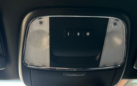Dodge Charger, 2017 год, 2 600 000 рублей, 21 фотография