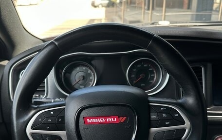 Dodge Charger, 2017 год, 2 600 000 рублей, 20 фотография