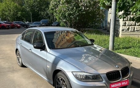 BMW 3 серия, 2011 год, 952 000 рублей, 2 фотография