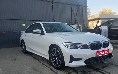 BMW 3 серия, 2020 год, 3 300 000 рублей, 1 фотография