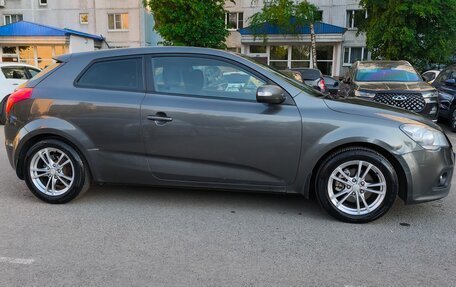 KIA cee'd I рестайлинг, 2011 год, 800 000 рублей, 7 фотография