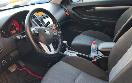 KIA cee'd I рестайлинг, 2011 год, 800 000 рублей, 12 фотография
