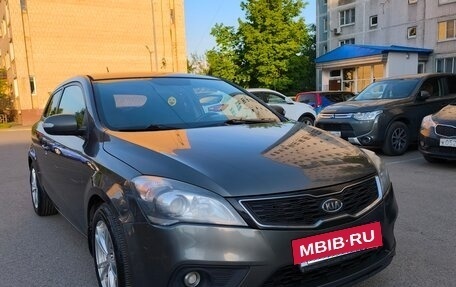 KIA cee'd I рестайлинг, 2011 год, 800 000 рублей, 9 фотография