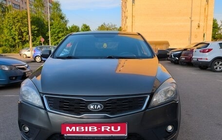 KIA cee'd I рестайлинг, 2011 год, 800 000 рублей, 10 фотография
