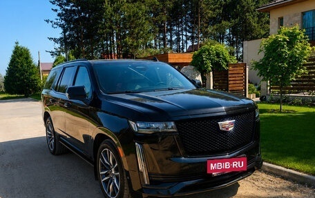 Cadillac Escalade V, 2023 год, 13 500 000 рублей, 3 фотография