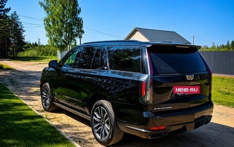 Cadillac Escalade V, 2023 год, 13 500 000 рублей, 2 фотография