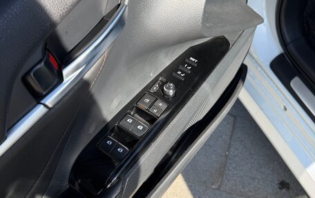 Toyota Camry, 2021 год, 2 950 000 рублей, 15 фотография