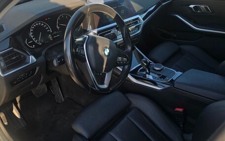 BMW 3 серия, 2020 год, 3 300 000 рублей, 13 фотография