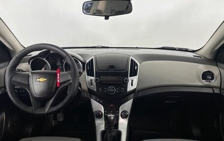Chevrolet Cruze II, 2014 год, 870 000 рублей, 8 фотография